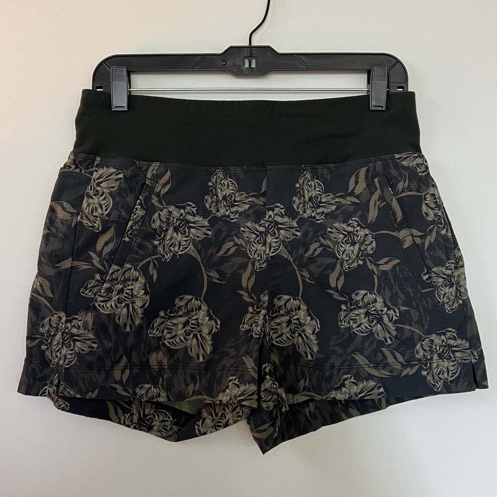 Athleta Black Floral High Waist Shorts